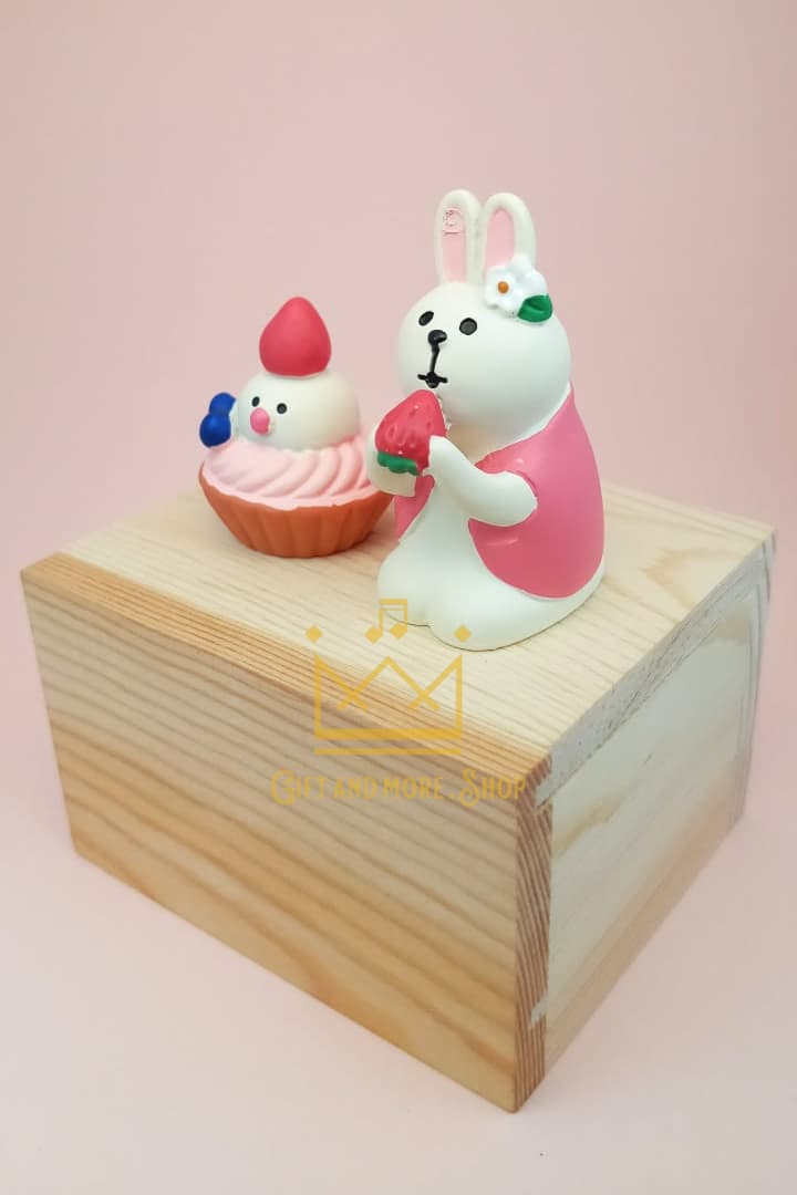 Strawberry-time music box